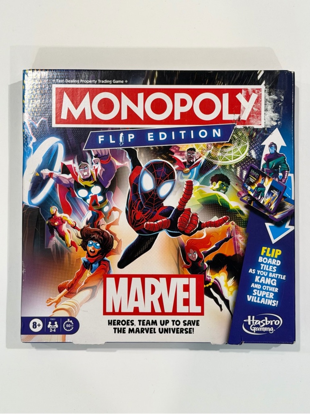 MONOPOLY Flip Edition MARVEL Heroes Board Game - 2 to 4 Players, Ages 8+